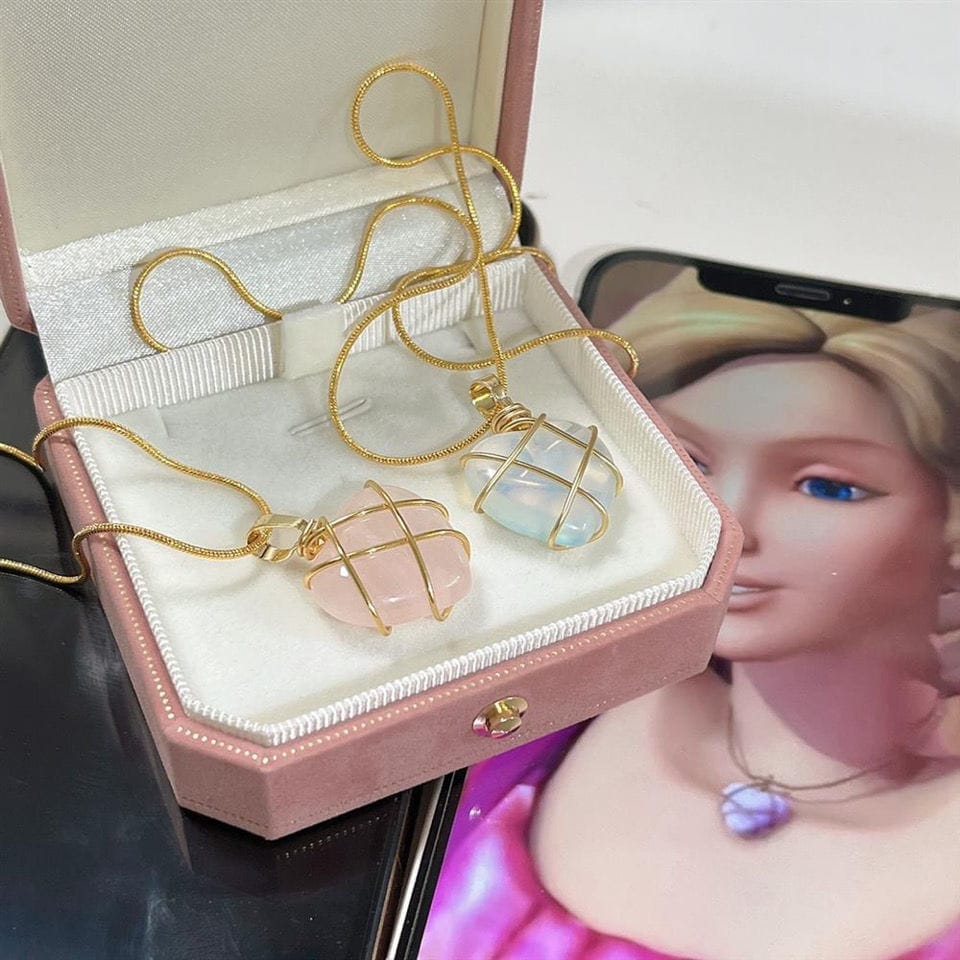 colar-barbie-princesas-castelo-diamante (2)